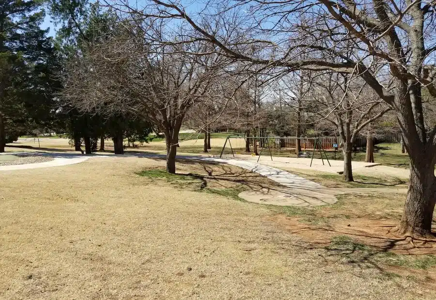 Thumbnail-For-Margaret Haskell Davis Park-By-Yarbrough & Sons